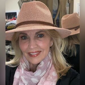 Goorin Bros Tan Fedora Hat